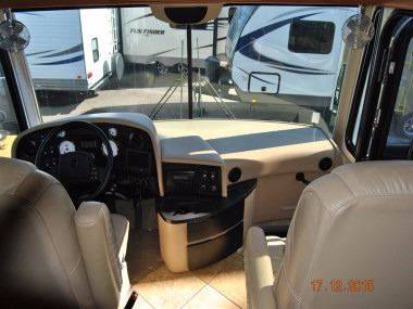 2006 National Tradewinds 40D