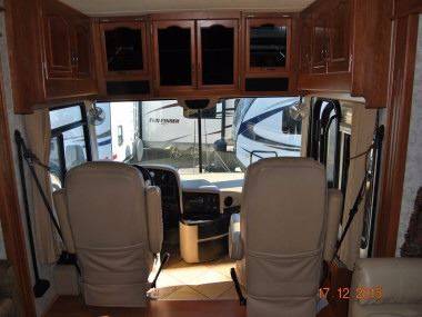 2006 National Tradewinds 40D