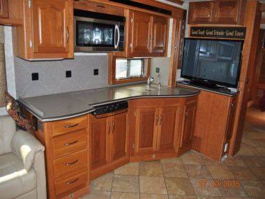 2006 National Tradewinds 40D