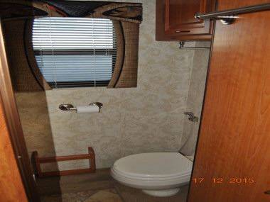 2006 National Tradewinds 40D