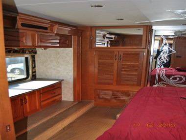 2006 National Tradewinds 40D