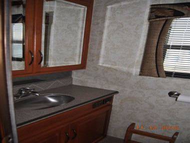 2006 National Tradewinds 40D