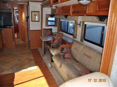 2006 National Tradewinds 40D