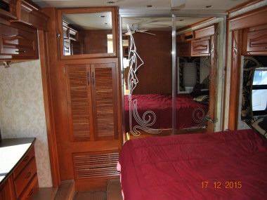 2006 National Tradewinds 40D
