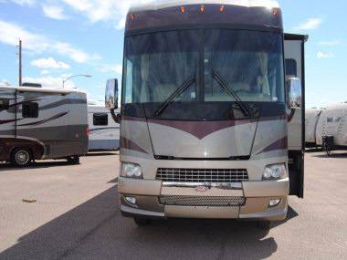 2006 Winnebago Adventurer