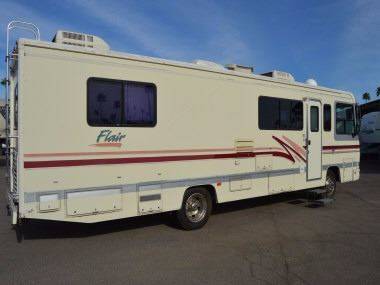 1994 Fleetwood RV Flair 32HD