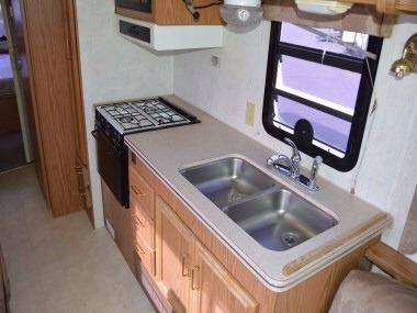 1994 Fleetwood RV Flair 32HD