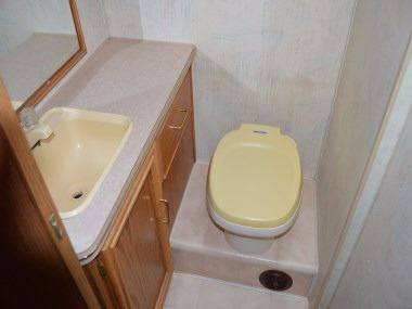 1994 Fleetwood RV Flair 32HD