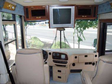 2003 Newmar Dutchstar 3803