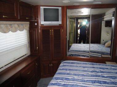 2003 Newmar Dutchstar 3803