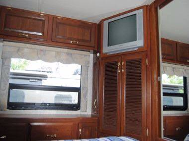 2003 Newmar Dutchstar 3803