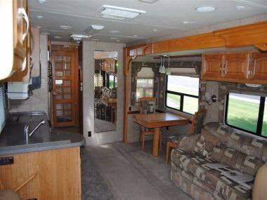 2006 Georgie Boy LUXURA 3640TS