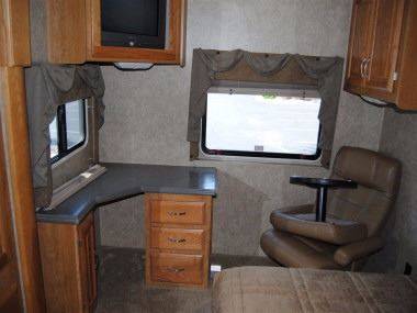 2006 Georgie Boy LUXURA 3640TS