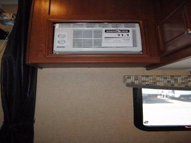 2016 Thor Motor Coach Outlaw