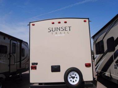2016 Crossroads RV Sunset Trail Ultra-lite 237BH