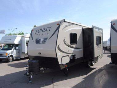 2016 Crossroads RV Sunset Trail Ultra-lite 237BH