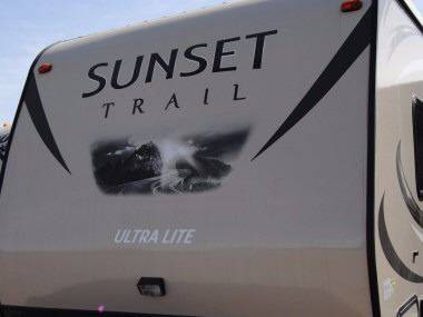 2016 Crossroads RV Sunset Trail Ultra-lite 237BH
