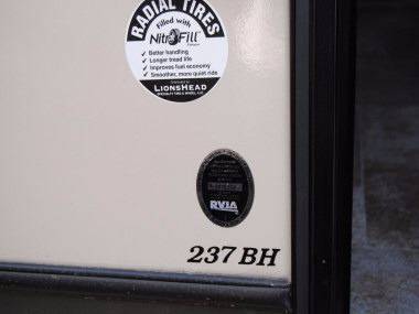 2016 Crossroads RV Sunset Trail Ultra-lite 237BH