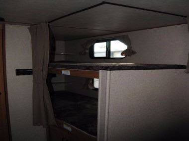 2016 Crossroads RV Sunset Trail Ultra-lite 237BH