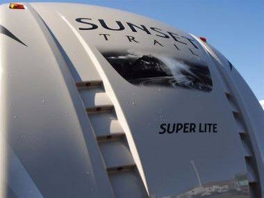 2017 Crossroads RV Sunset Trail Super-lite 290QB