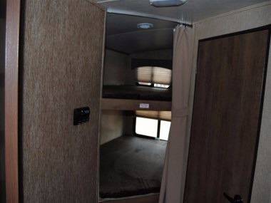 2016 Cruiser RV Shadow Cruiser 282BHS
