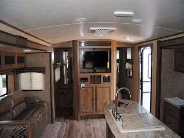 2016 Cruiser RV Shadow Cruiser 282BHS