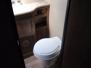 2016 Cruiser RV Shadow Cruiser 280QBS