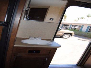 2016 Pacific Coachworks Sea Breeze 2110