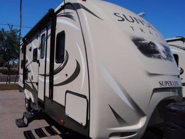 2016 Crossroads RV Ultra-lite 240BH