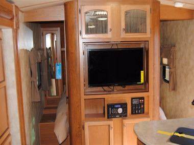 2016 Crossroads RV Ultra-lite 240BH