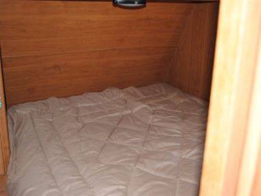 2016 Crossroads RV Ultra-lite 240BH