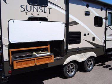2016 Crossroads RV Ultra-lite 240BH