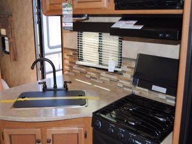 2016 Crossroads RV Ultra-lite 240BH