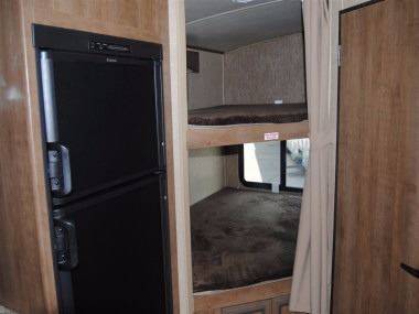 2016 Cruiser RV Shadow Cruiser 240BHS