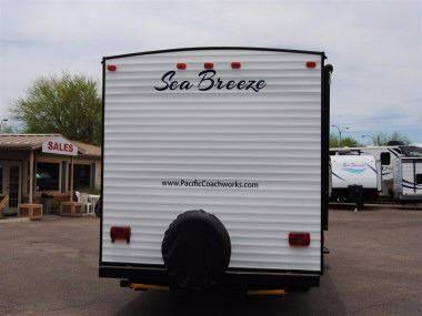 2016 Pacific Coachworks Sea Breeze 2250