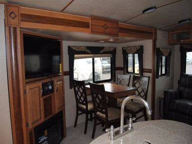 2016 Crossroads RV Sunset Trail