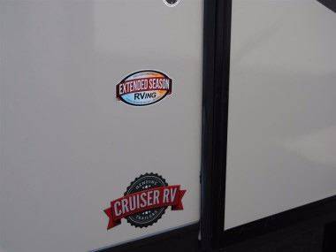 2016 Cruiser RV Shadow Cruiser 240BHS