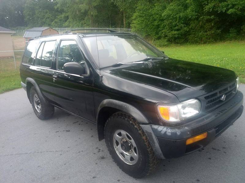 1997 Nissan Pathfinder for sale at Happy Days Auto Sales in Piedmont SC