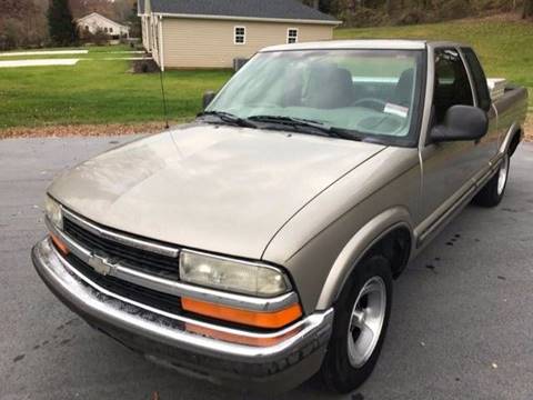 1998 Chevrolet S-10 for sale at Happy Days Auto Sales in Piedmont SC