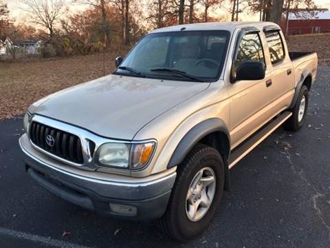 2004 Toyota Tacoma for sale at Happy Days Auto Sales in Piedmont SC
