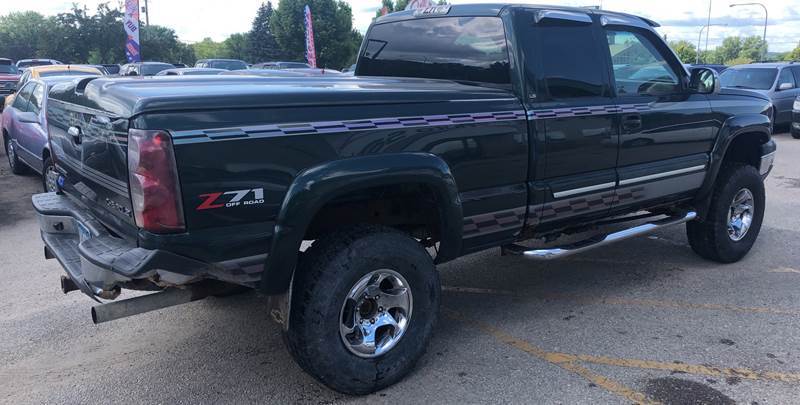 2003 Chevrolet Silverado 1500 LS (image 4)