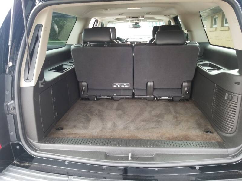 2008 Chevrolet Suburban LTZ 1500 (image 13)
