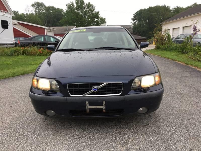 2004 Volvo S60 for sale at East Acres RV 4279 in Mendon MA
