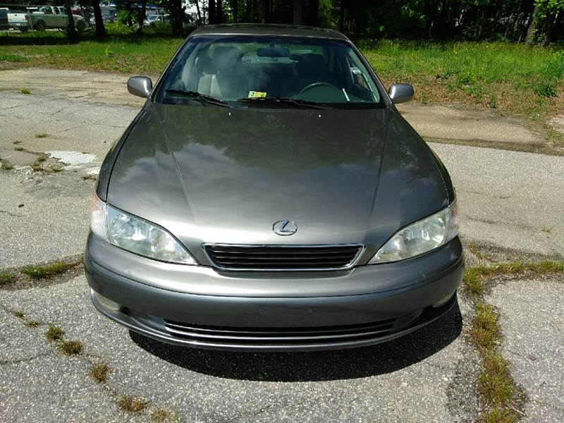 1999 Lexus ES 300 for sale at Urban Auto Connection in Richmond VA