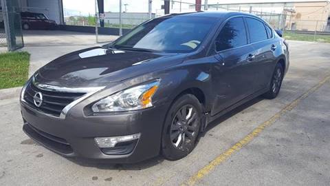 2015 Nissan Altima for sale at GG Quality Auto in Hialeah FL