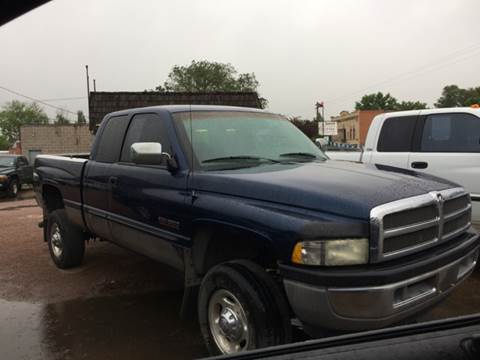2001 Dodge Ram Pickup 2500 for sale at PYRAMID MOTORS AUTO SALES in Florence CO
