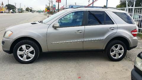 2006 Mercedes-Benz M-Class for sale at Dubik Motor Company in San Antonio TX