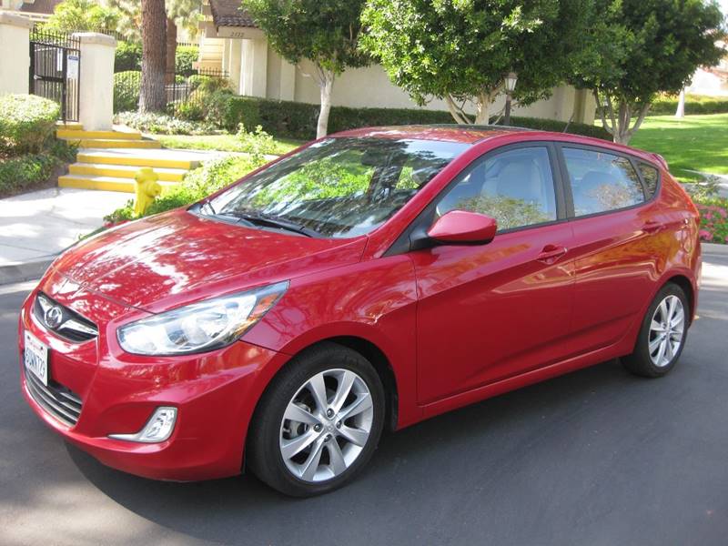 2012 Hyundai Accent for sale at E MOTORCARS in Fullerton CA