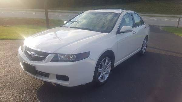 2004 Acura TSX for sale at GEORGIA AUTO DEALER LLC in Buford GA