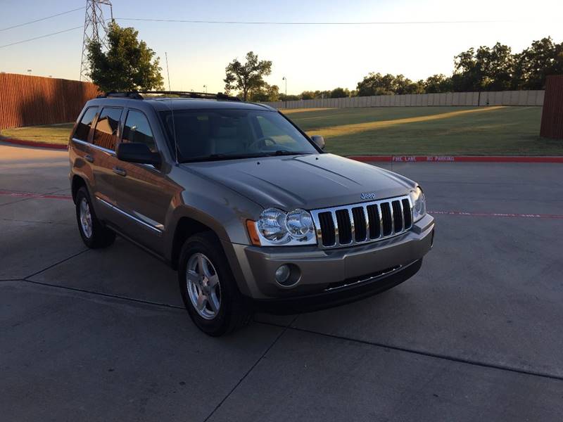 2005 Jeep Grand Cherokee for sale at CARBLOK in Lewisville TX